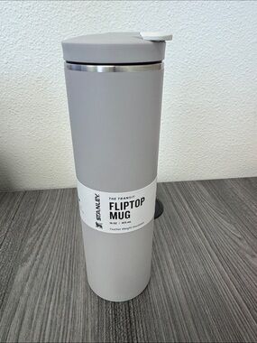NWT Stanley Fliptop Mug